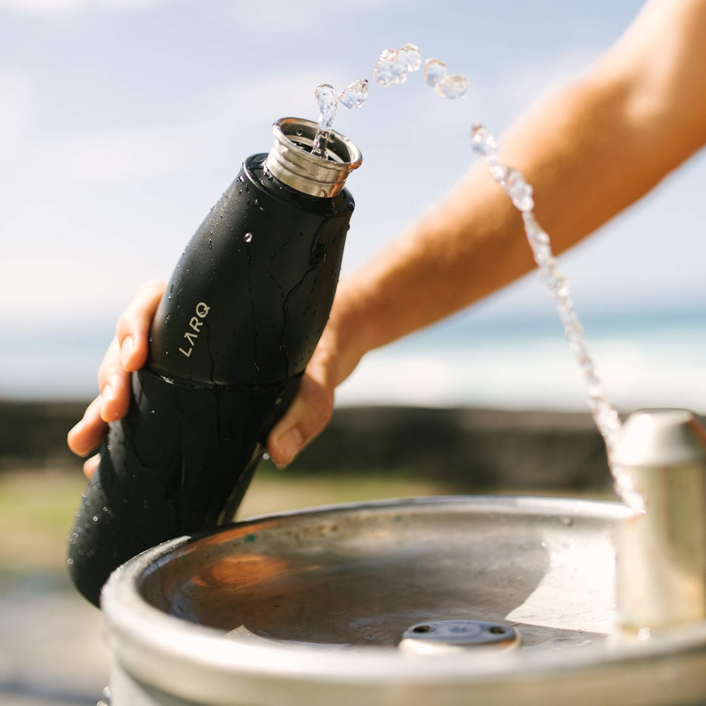 Best Reusable Water Bottle for Air Travel image